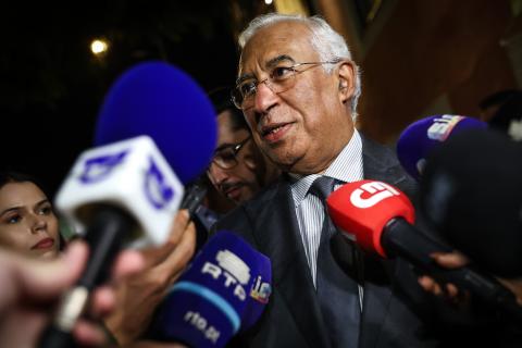 PGR diz não ter agendas e mostra-se insatisfeito com divulgação de escutas