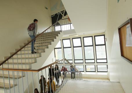 Alunos discutem controlo digital nas relações