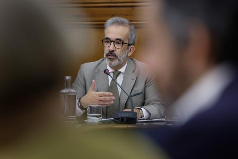 Rangel vai ser ouvido no parlamento sobre base das Lajes