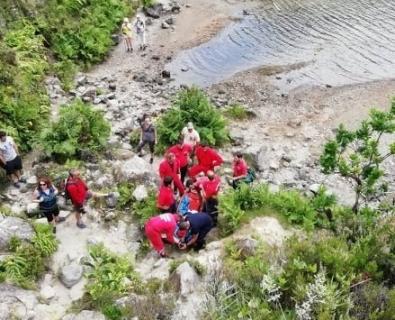 Governo dos Açores rejeita taxar resgates a turistas nos trilhos