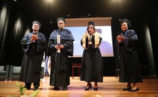 Universidade dos Açores recorda “figura maior” da justiça, educação e cidadania