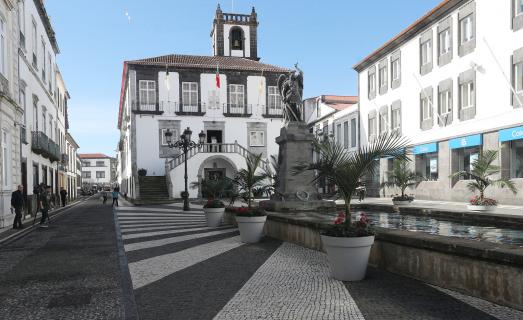Município reforça cooperação com Serviço Regional de Proteção Civil