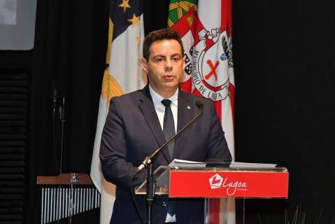 Câmara da Lagoa “satisfeita” com relatório sobre requalificação da Fábrica do Álcool