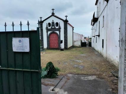 Moradores pedem resposta após anúncio de nova obra no Beco do Jardim António Borges