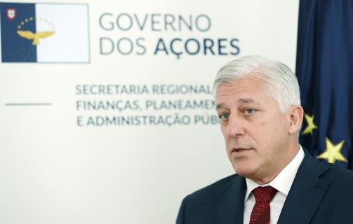 Governo dos Açores admite precisar de plano para conter despesa pública