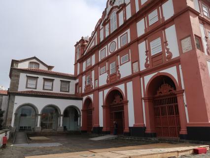Museu de Angra do Heroísmo acolhe 60 obras do pintor luso-canadiano Miguel Rebelo doadas pelos herdeiros