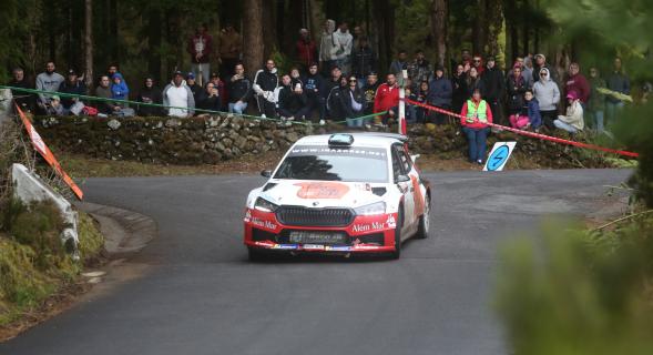 Luís Miguel Rego imparável no Pico e sagra-se campeão de ralis dos Açores