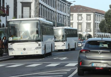 Governo lança concurso para transporte de passageiros em São Miguel em julho e agosto