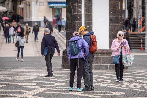Número de turistas chegados a Portugal cresce 3,3% para 29,9 milhões em 2025