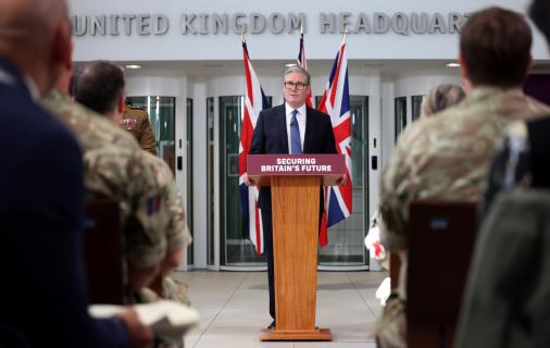 Líder dos conservadores britânicos pede demissão do primeiro-ministro Starmer