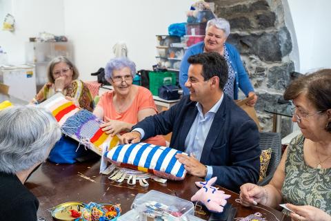  Município da Lagoa admite alargar projeto “A Avó Veio Trabalhar”