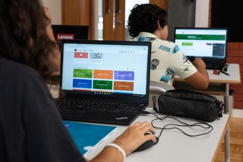 Concurso internacional para manuais digitais deverá estar concluído em outubro