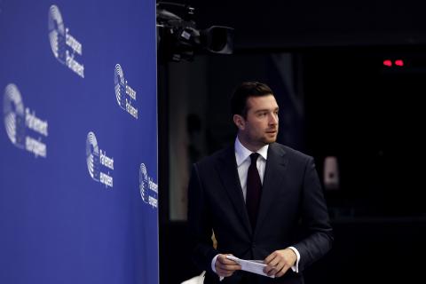 Extrema-direita francesa denuncia "operação de perseguição" do Parlamento Europeu