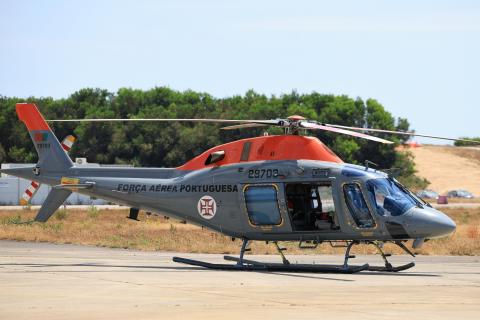 Governo poderia ter feito melhor no concurso para os helicópteros do INEM 