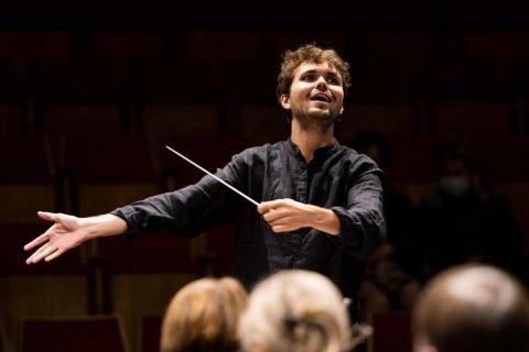 Concerto de orquestra sinfónica no Teatro Micaelense