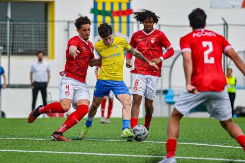 Santa Clara vai discutir o título nacional de Sub-19