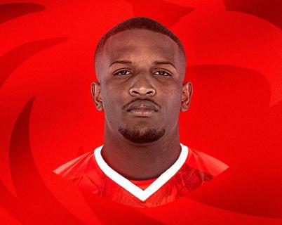 Avançado Elias Manoel reforça Santa Clara por empréstimo do Botafogo