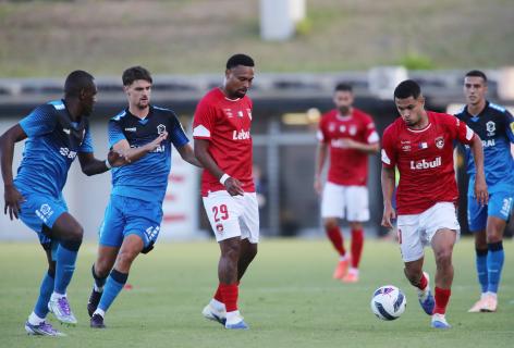 Santa Clara vence Varazdin e segue na Liga Conferência