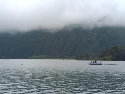 Amigos dos Açores sugerem multa para quem tomar banho nas lagoas 