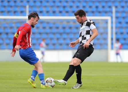 Operário isola-se na liderança do Campeonato de Futebol dos Açores