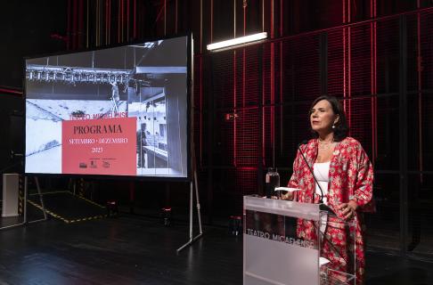 Carminho, Salvador Martinha e cinema indiano entre os destaques finais de 2025 no Teatro Micaelense