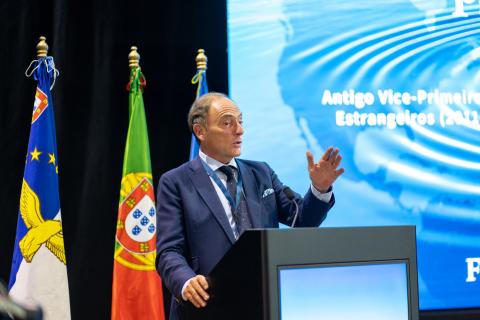 Paulo Portas defende que "relação atlântica" dá influência internacional a Portugal