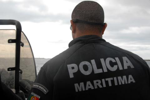 Homem morre a fazer caça submarina em Vila Franca