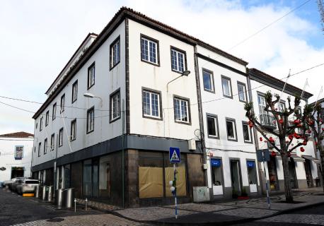 Empresa contesta exclusão de concurso da Portos dos Açores 