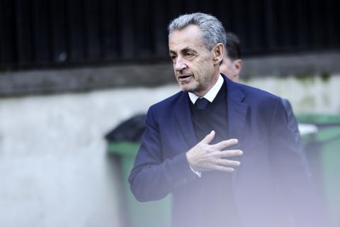 Ex-PR francês Sarkozy nega qualquer “ato de corrupção” em julgamento de recurso