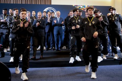 Marcelo encerra "ciclo vitorioso" com homenagem aos campeões da Liga das Nações