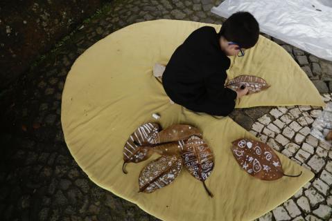 Piquenique Artístico nos jardins do Parque Terra Nostra reúne arte e gerações 