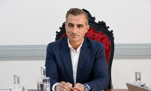 Câmara da Horta exige aumento de voos e pede reunião com a SATA