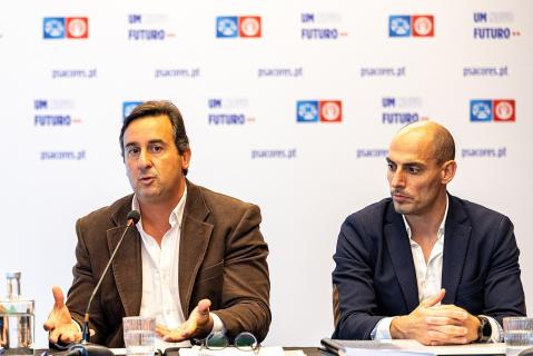PS/Açores quer debate de urgência sobre o Grupo SATA
