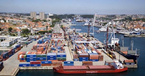 Plano estratégico do porto de Leixões prevê marina do lado da praia de Matosinhos