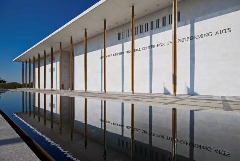 Cancelados concertos de fim ano no Kennedy Center em protesto pela mudança de nome