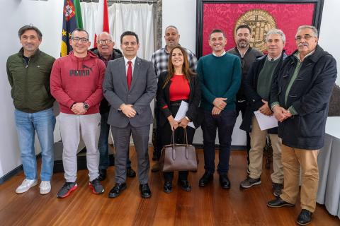 Autarquia desafia clubes a criar campos de férias 