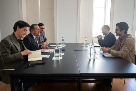 PS/Açores acusa Governo de "faltar à verdade" na reestruturação da SATA