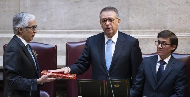 Seguro quer travar "frenesim eleitoral" e pede compromisso pela estabilidade