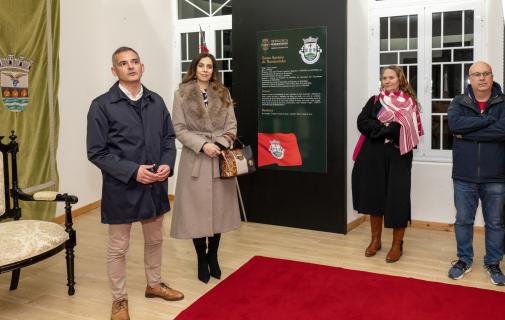 Exposição sobre heráldica concelhia no Nordeste