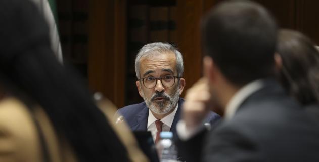 Afastamento dos EUA teve efeito de aproximar UE do Reino Unido e Canadá