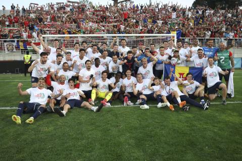 'Histórico' Marítimo regressa à elite do futebol nacional três anos depois