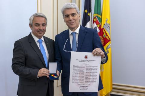 RTP Açores recebe medalha de ouro municipal