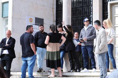Pais de vítimas desiludidos com sentença