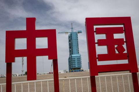 China apresenta missão espacial tripulada Shenzhou-23 com primeira astronauta de Hong Kong