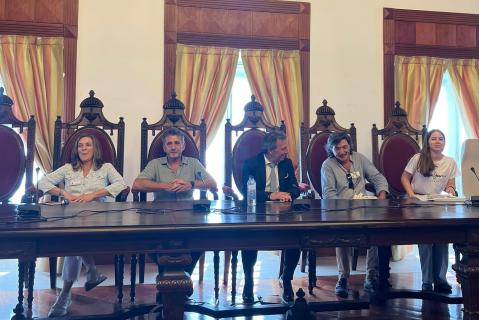 Professores e alunos dos Açores divulgam obra de António Dacosta em escolas de todo o país