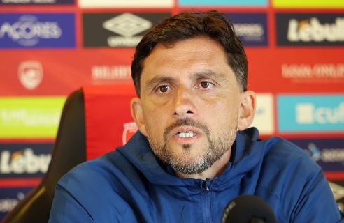 Nélson Antunes considera que o Santa Clara foi prejudicado
