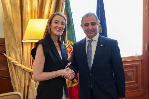Bolieiro quer Parlamento Europeu a manter compromisso com regiões ultraperiféricas