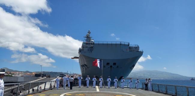 Força Naval Francesa faz escala em Ponta Delgada