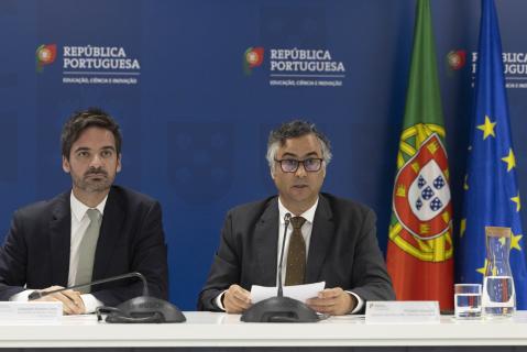 Pais processam Ministério da Educação por falta de vaga na escola pública