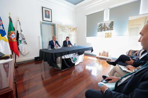 Governo dos Açores garante reabilitação de estrada municipal na ilha do Corvo